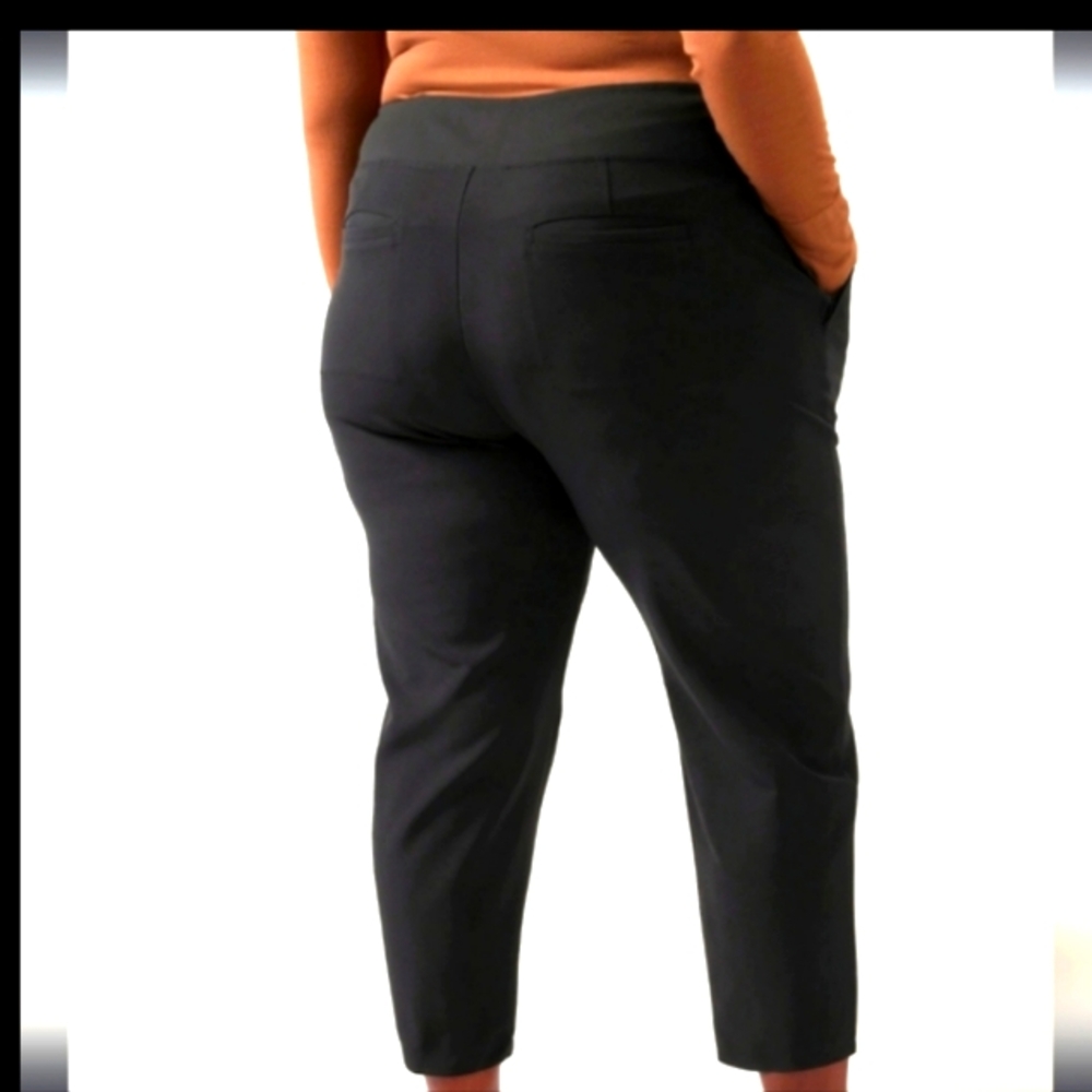 NWT Athena Endless Pants Black 18